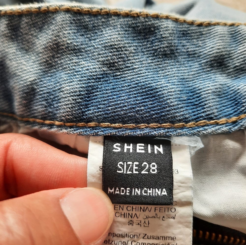 Wide Leg Blue Jeans Mega Cuff By Shein Size 28/30 Mid-High Rise Light Wash - Picture 12 of 14